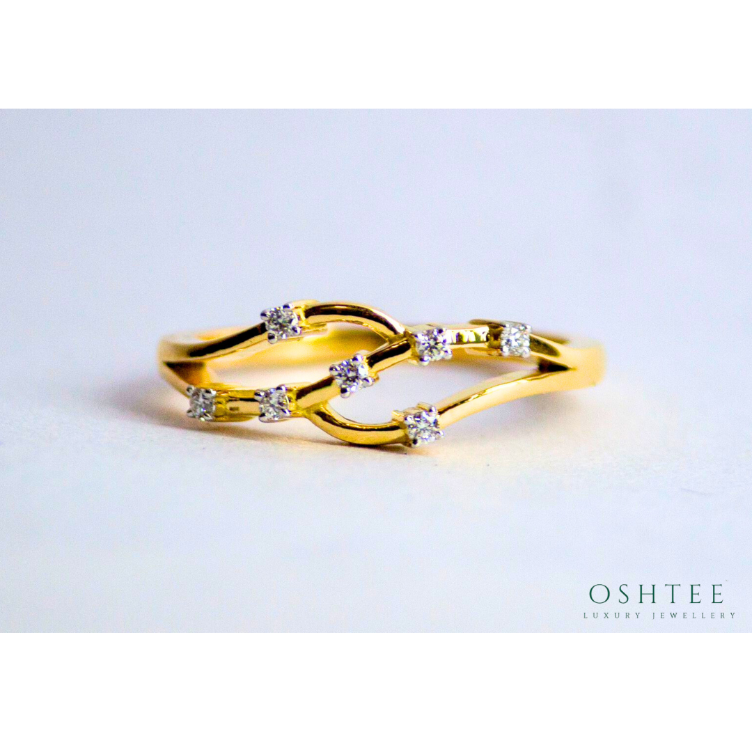 Solis Diamond Ring
